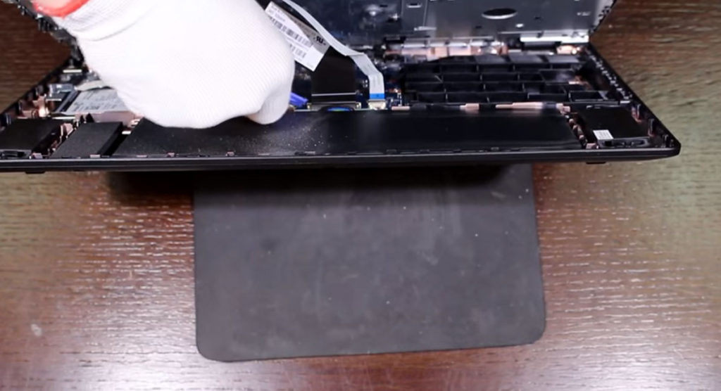 Comment remplacer la batterie d'un PC Acer? Les Guides d'About Batteries